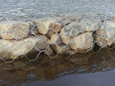 湖北镀锌石笼网图片3